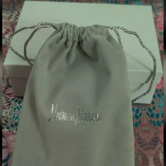 NEW Alexis Bittar Leather Wrap Bracelet  With 3 Pavé Swarovski® Charm Slides - Picture 6 of 7